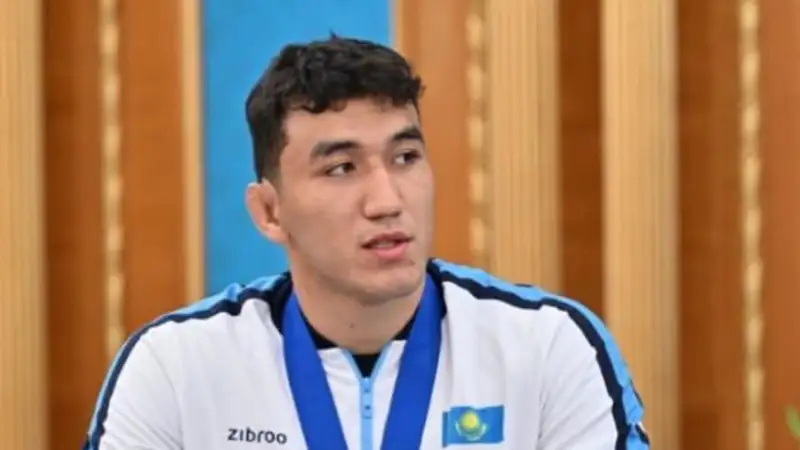 Историческому чемпиону мира из Казахстана бросил вызов крутой дагестанский борец 