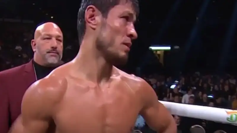 Узбекский боксер проиграл "бой жизни" обидчику казахстанского чемпиона