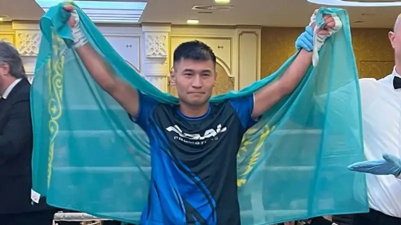 "Соперник пошел на хитрость": казахстанский боксер рассказал о победе над узбекским "Тайсоном"