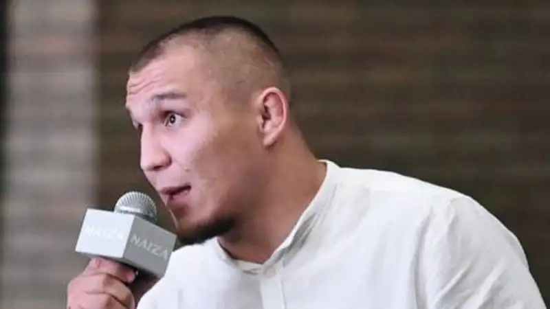 Казахстанец подерется с бывшим бойцов UFC в Алматы