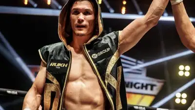 Данияр Елеусинов сделал заявление о возвращении в бокс