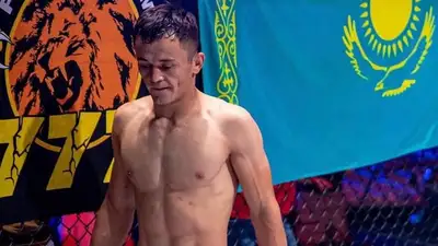Боец из Казахстана сразится против Нурмагомедова на UFC