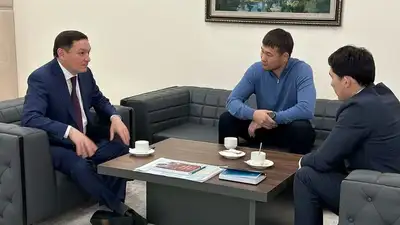 Шавкат Рахмонов встретился с министром туризма и спорта РК