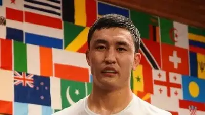 Казахстанские профи-боксеры тренируются с узбекской национальной сборной