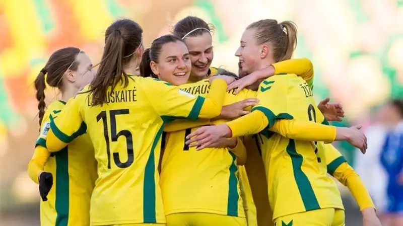 Женская сборная Литвы по футболу