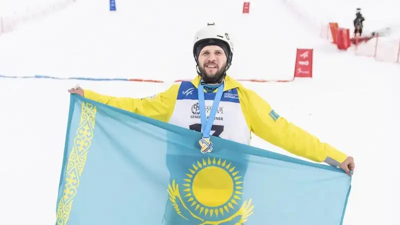 Павел Колмаков завоевал серебро на ЭКМ в Алматы 