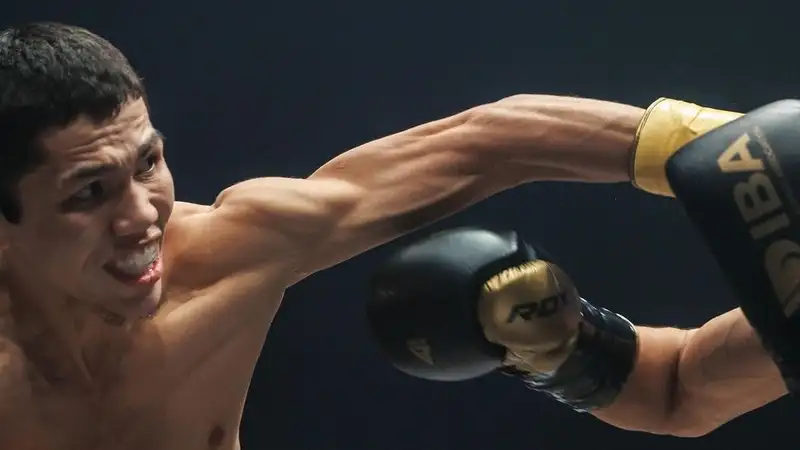 Пропускающий Олимпиаду чемпион мира Ташкенбай выиграл первый крупный турнир в новом весе
