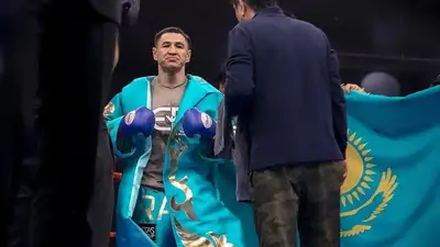 Победа над &quot;престарелым японцем&quot; позволила казахстанскому боксёру &quot;превзойти&quot; &quot;наследника Головкина&quot;