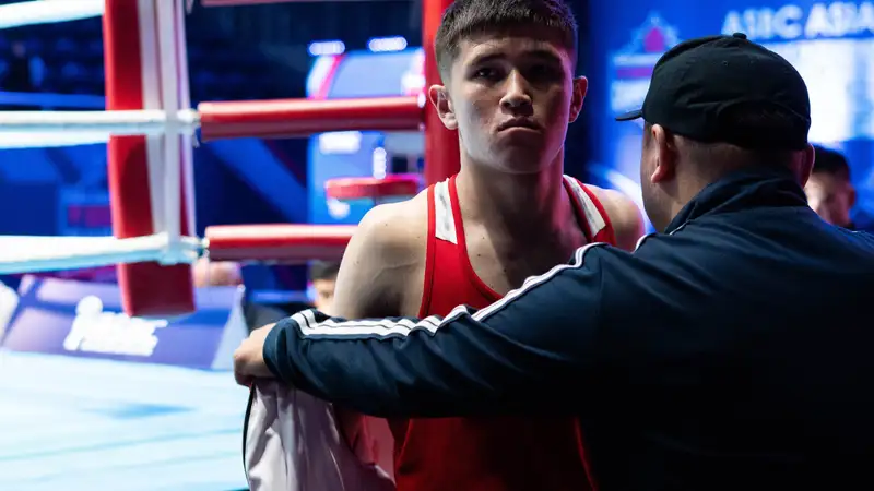 Топовый казахстанский боксёр, которому МОК запретил выступать на Олимпиаде, вышел в финал чемпионата Азии