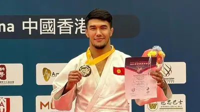 Первая в истории Кыргызстана медаль с ЧМ, сообщает sportarena.kz