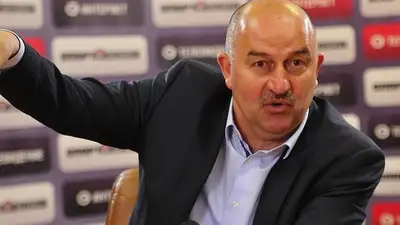 Аршавин усомнился в перспективах Черчесова в сборной Казахстана по футболу