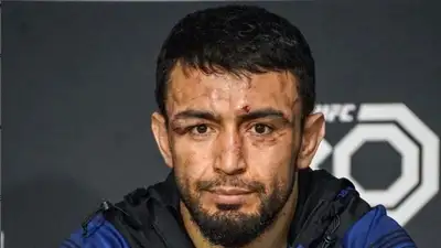 Раджабов проиграл в UFC
