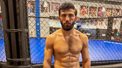 Экс-чемпион UFC верит в победу подопечного казахстанца