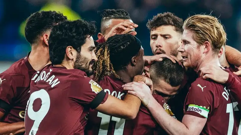 АПЛ: "Сити" забил шесть безответных мячей, МЮ и "Тоттенхэм" неожиданно уступили