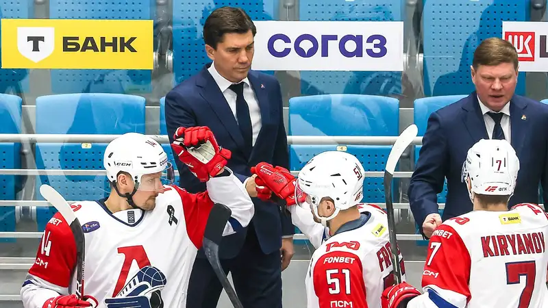 "Питон, который набрасывает кольца и душит": эксперт разобрал игру "Барыс" - "Локомотив" в КХЛ