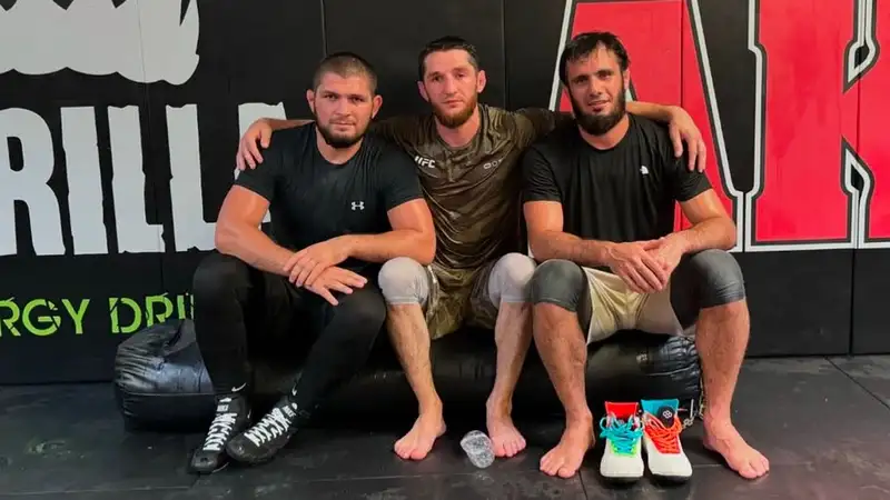 "Проделал хорошую работу": Хабиб Нурмагомедов обратился к обидчику Асу Алмабаева