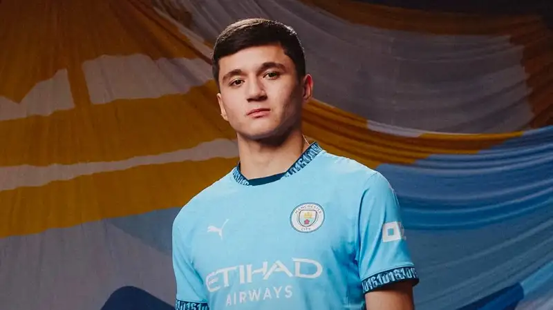 Узбекский футболист прокомментировал свой трансфер в "Манчестер Сити"