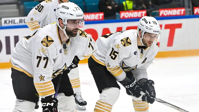 Игрок, отказавшийся от гражданства Казахстана, был назван героем матча КХЛ "Барыс" - "Адмирал"