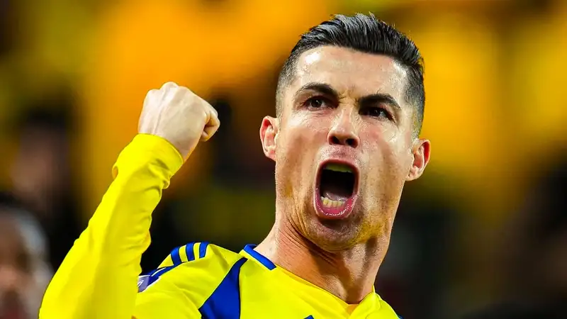 Дубль Роналду помог "Аль-Насру" одержать разгромную победу в азиатской Лиге чемпионов