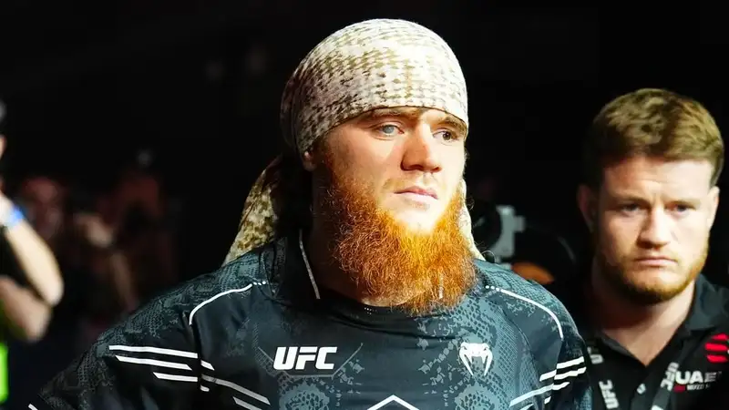 "Дагестанский казах" выпал из топ-15 среднего веса UFC после первого поражения в карьере