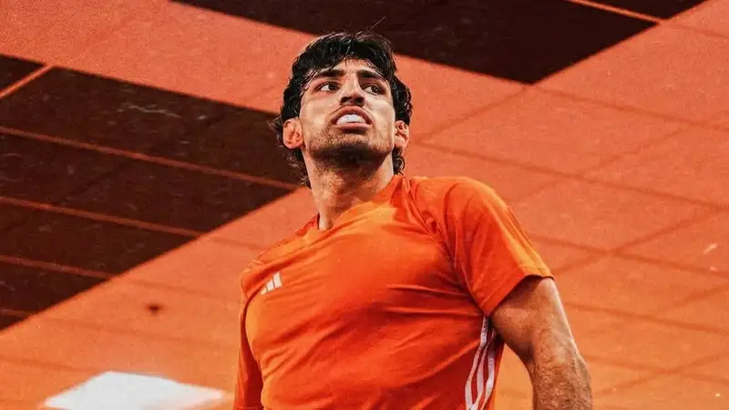 Захид Валенсия