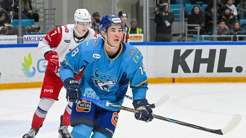 Воспитанник "Барыса", поигравший за границей, сравнил британский хоккей и КХЛ