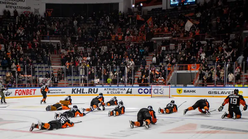 Конкурент "Барыса" в КХЛ был нещадно разгромлен на домашней площадке