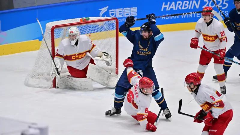 Сборная Казахстана по хоккею вышла в финал Азиады, но заставила поволноваться