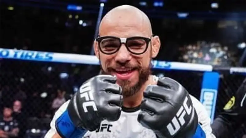 Сильва победил в Сиэтле 