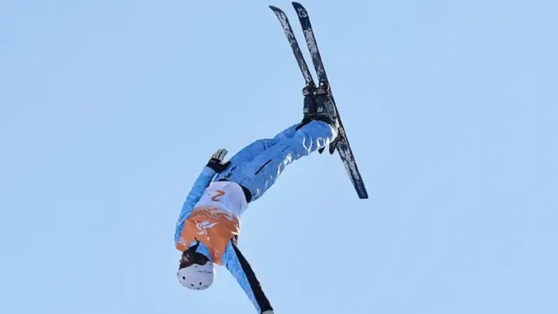 Асылхан на ЭКМ