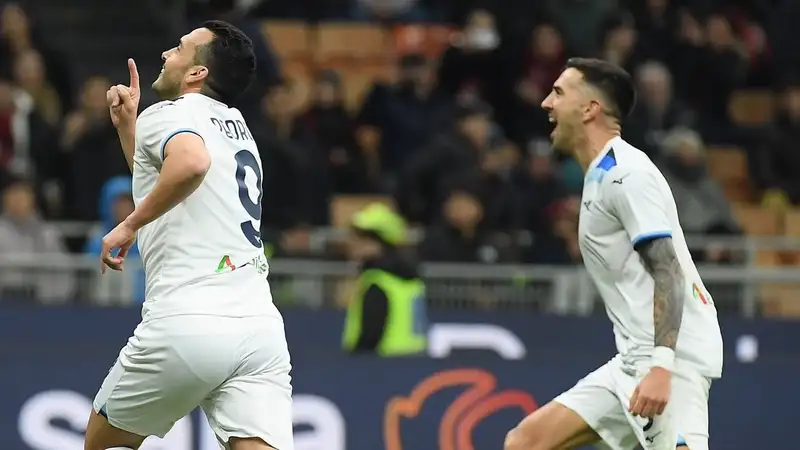 Драмой завершился матч между "Миланом" и "Лацио" в Серии А