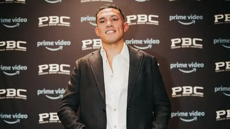 Тренер Бивола против боя с Бенавидесом