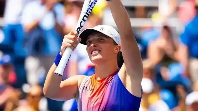 Ига Швёнтек 