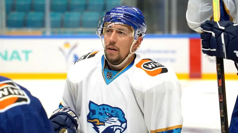 Антон Бурдасов 