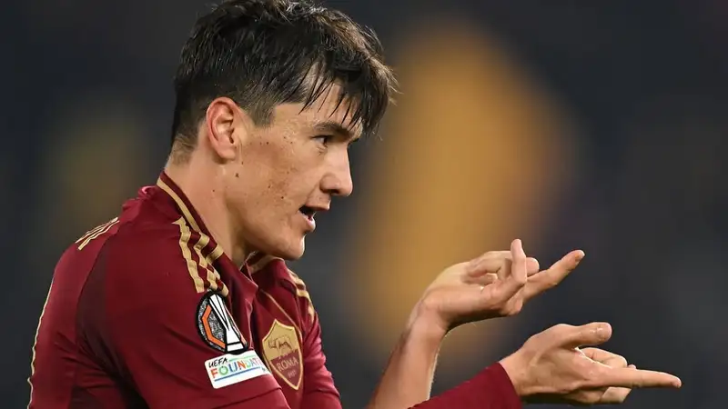 "Рома" с узбекским футболистом в составе одержал очередную победу в Серии А