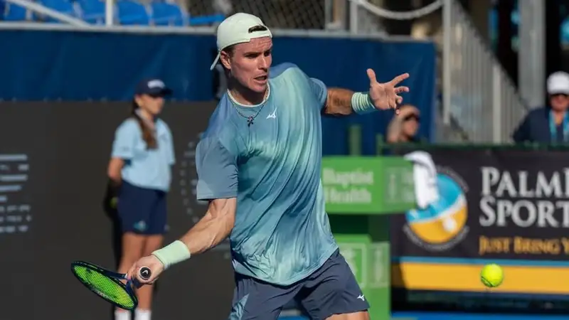 Казахстанский теннисист завершил выступление в парном разряде "Челленджера" в Мексике