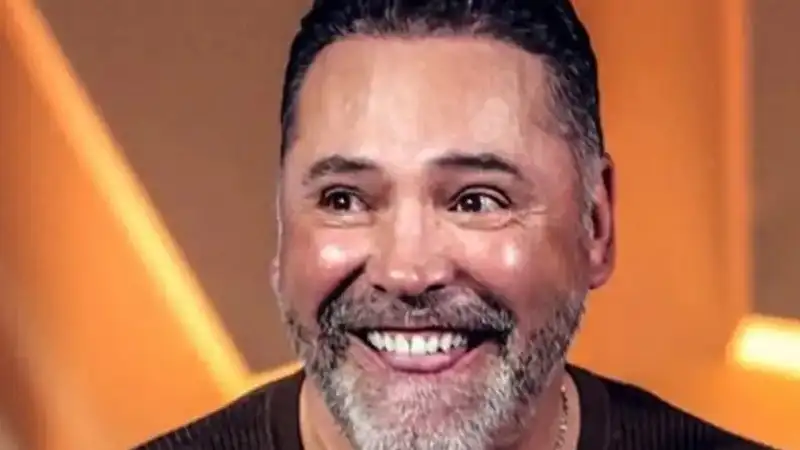 Оскар Де Ла Хойя 