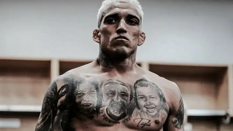 Чарльз Оливейра 