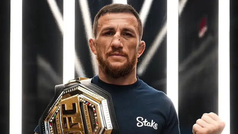 Чемпион UFC чуть не упал с обрыва