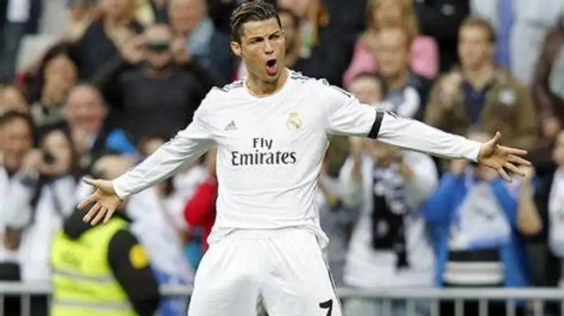 Получил дубинкой за празднование 