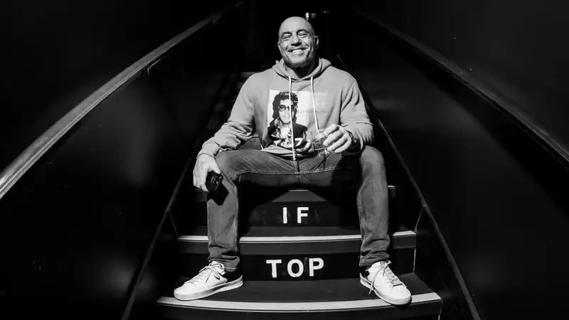 Джо Роган назвал большую ошибку президента UFC