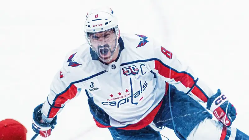 Александр Овечкин забил 889-й гол в НХЛ. До рекорда Уэйна Гретцки осталось пять шайб