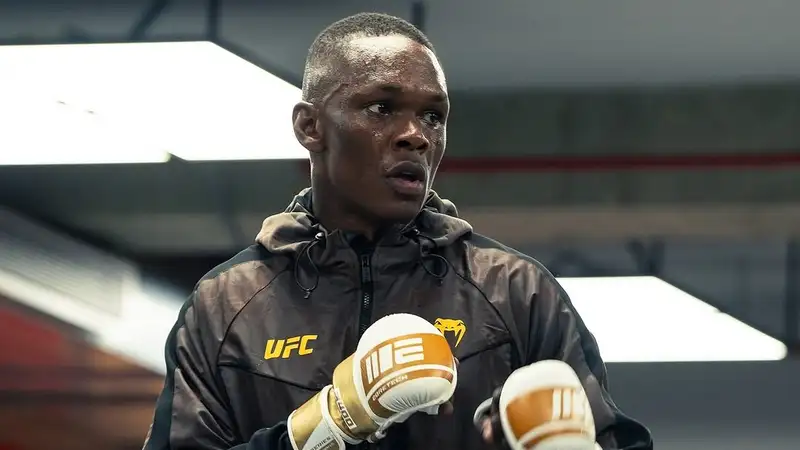 Исраэль Адесанья