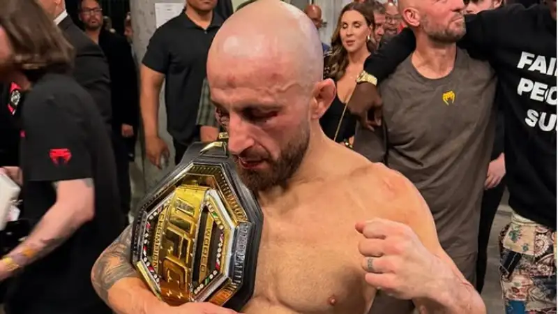 Волкановски вернул титул