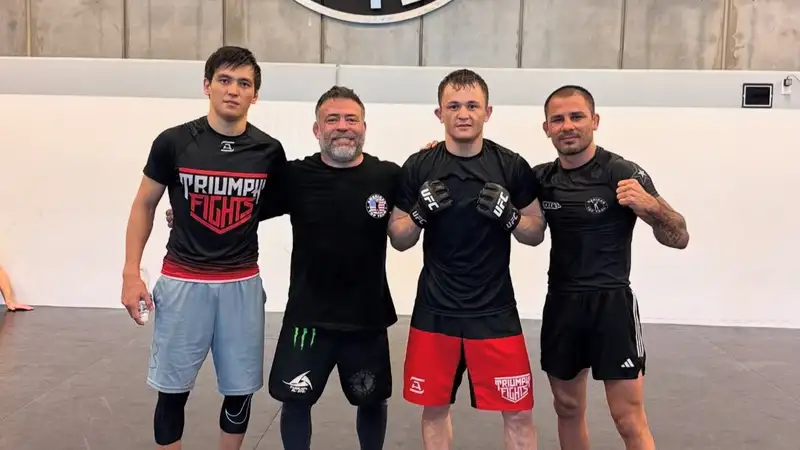 Казахстанский боец провёл спарринг с чемпионом UFC