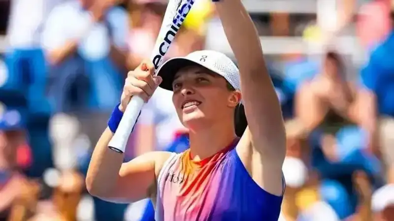 Ига Швёнтек 