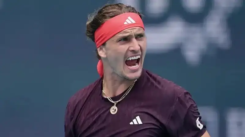 Александр Зверев 