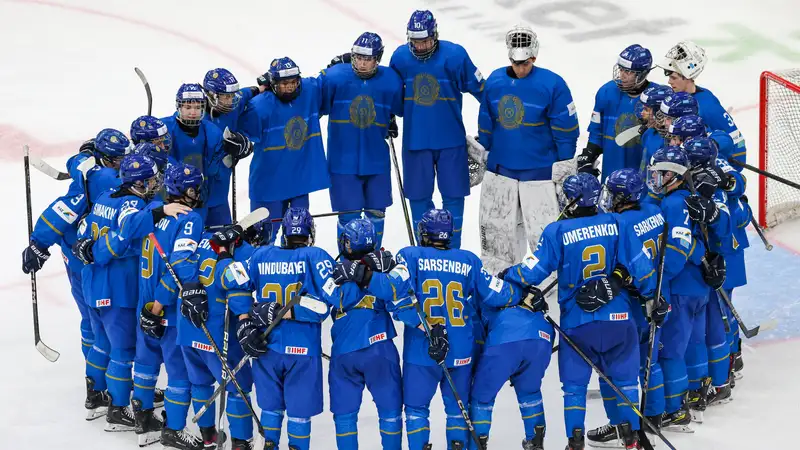 Сборная Казахстана по хоккею до 18 лет