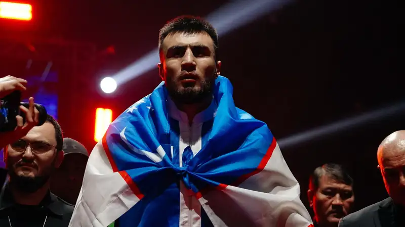 Баходиру Джалолову спрогнозировали неожиданное будущее в профи-боксе после неудачного боя в Казахстане