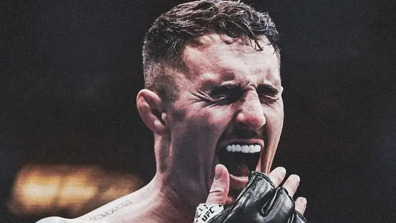 Том Аспиналл